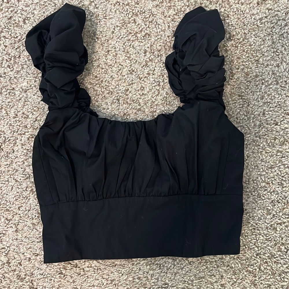 Abercrombie black crop top